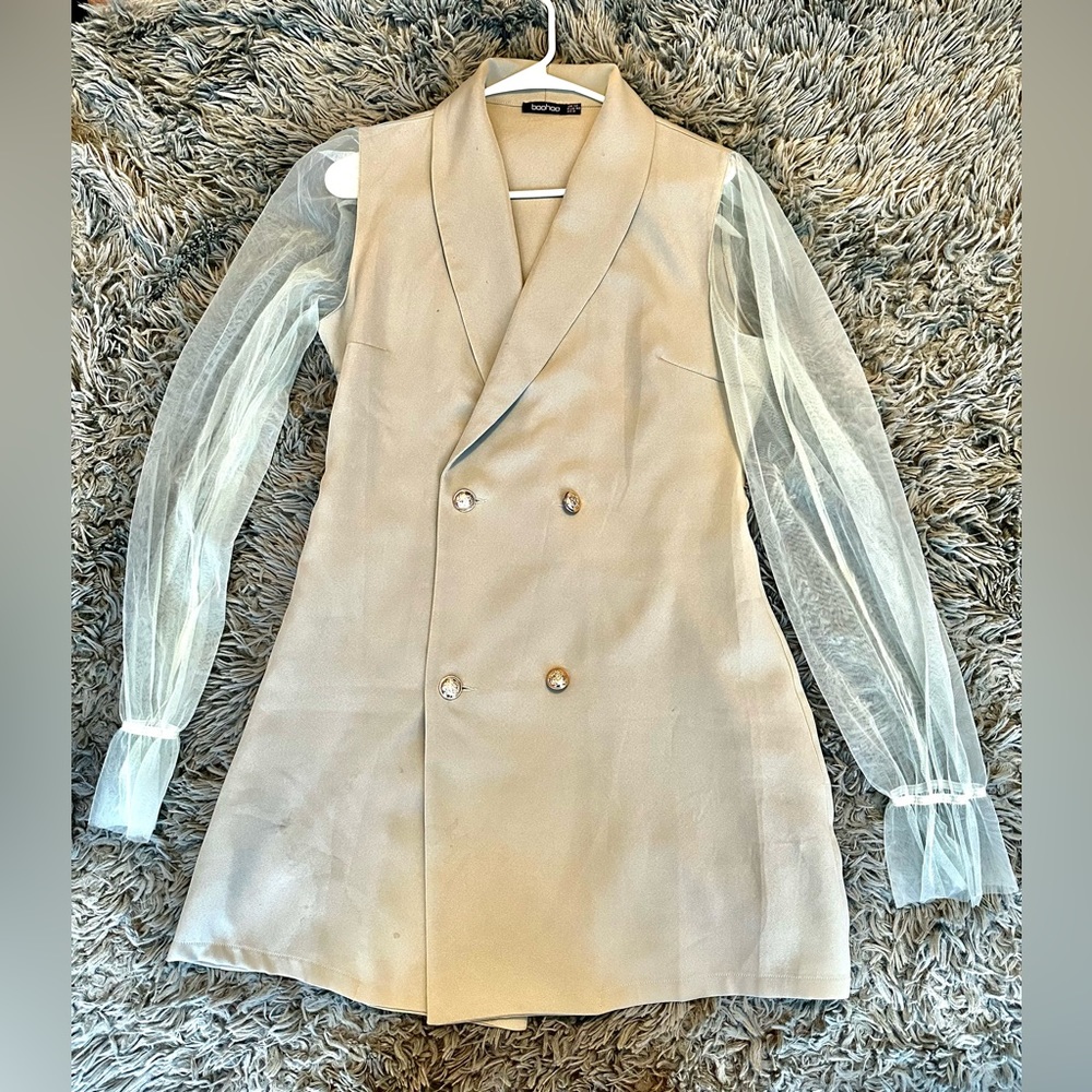 ORGANZA SLEEVE BUTTON DETAIL BLAZER DRESS